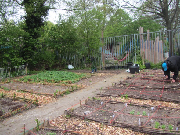 Sfeerimpressie van Moestuin en Natuur - Geef Je Kind Een Voorsprong