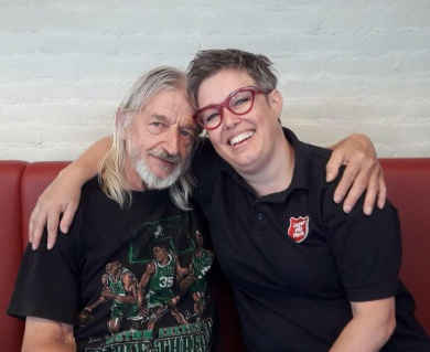 Sfeerimpressie van Inloop bij Leger des Heils