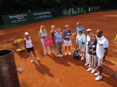 Sfeerimpressie van Tennis voor (ex-)kankerpatiënten bij  Stichting Verder in Balans (ViB)